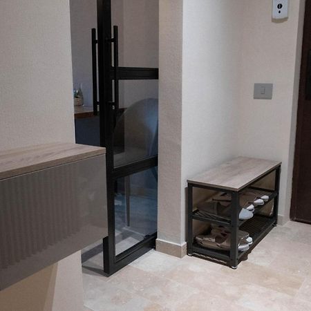 Cosy 2 Rooms Apartment In The Center Of The City Bucureşti Ngoại thất bức ảnh