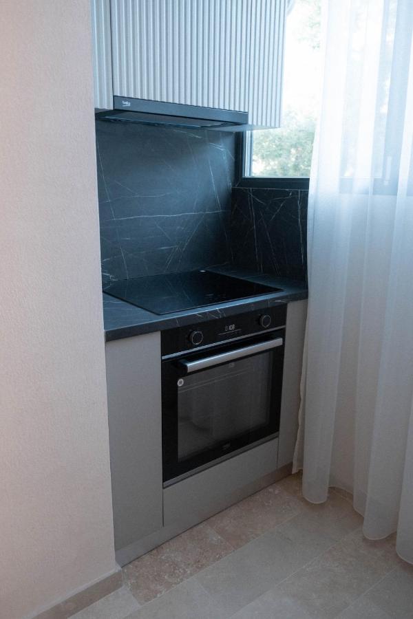 Cosy 2 Rooms Apartment In The Center Of The City Bucureşti Ngoại thất bức ảnh