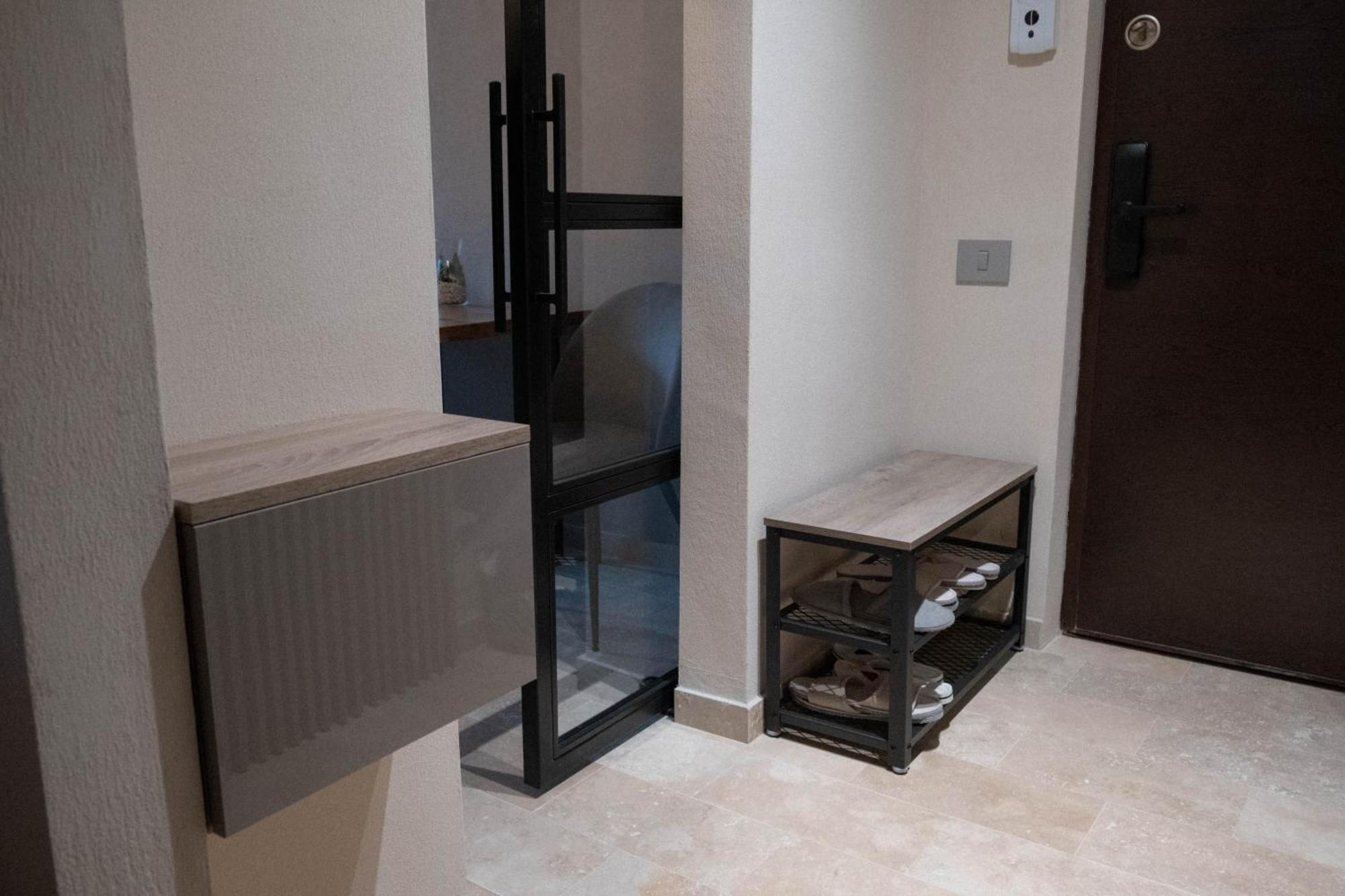 Cosy 2 Rooms Apartment In The Center Of The City Bucureşti Ngoại thất bức ảnh