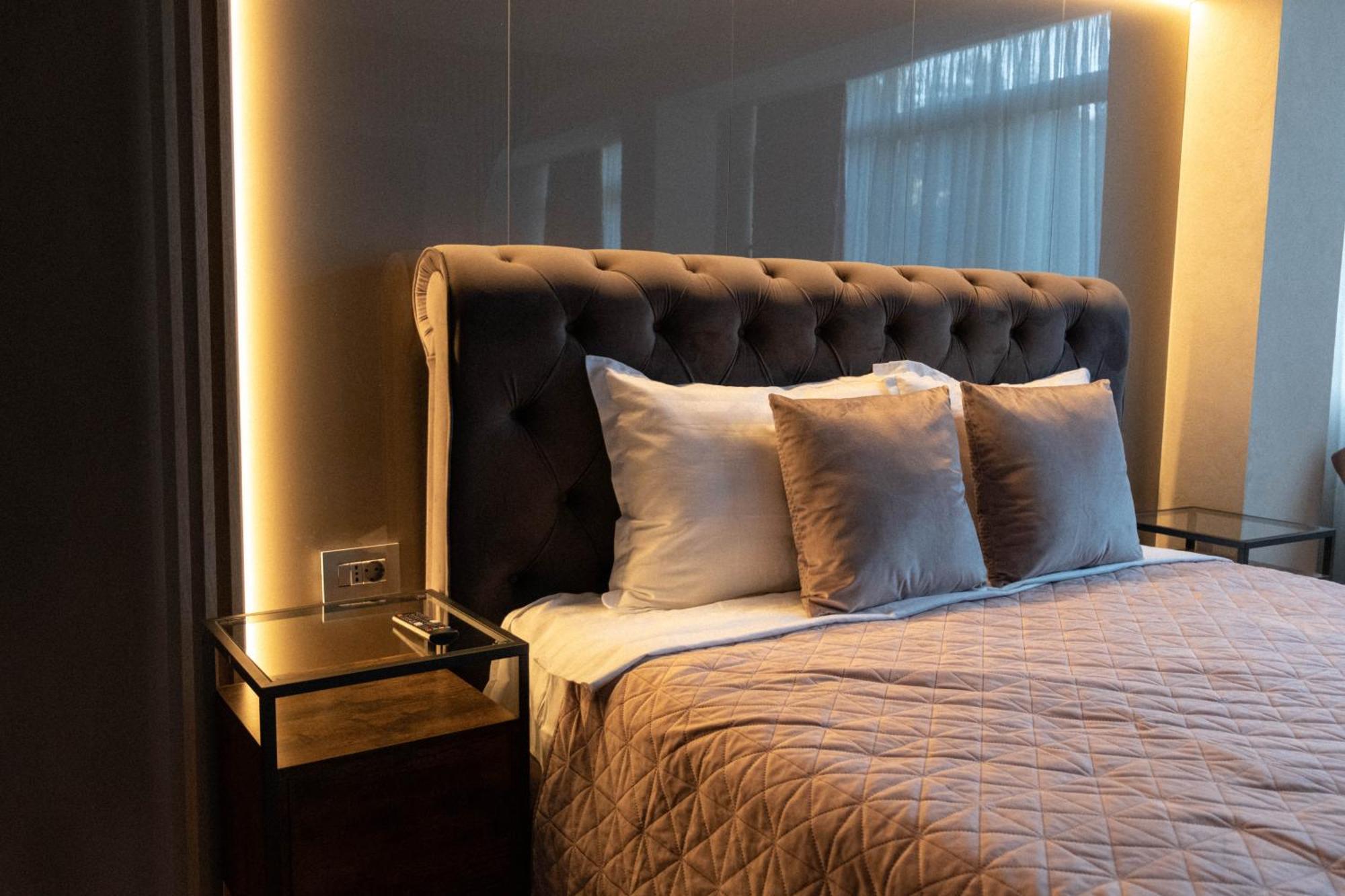Cosy 2 Rooms Apartment In The Center Of The City Bucureşti Ngoại thất bức ảnh