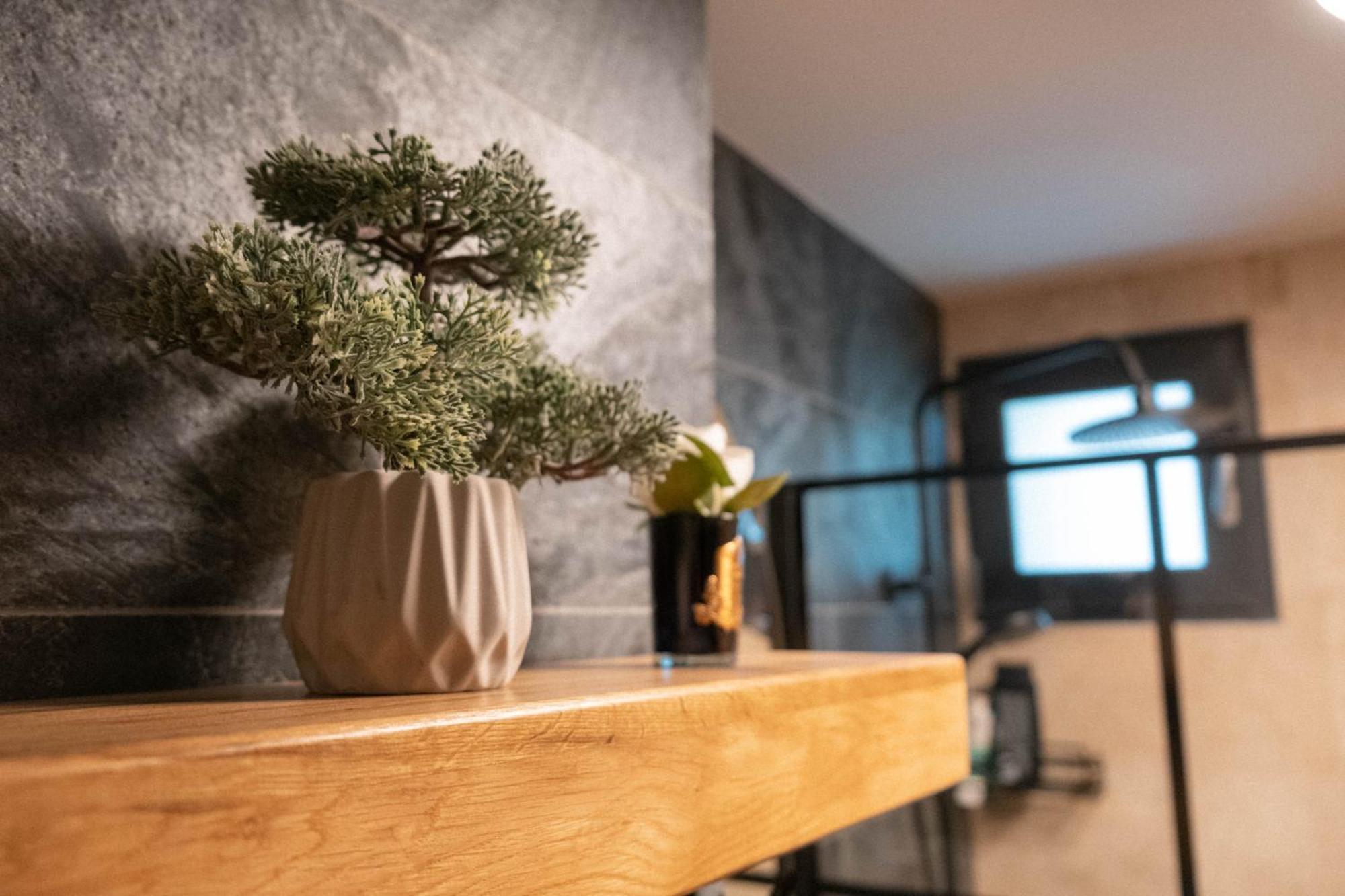Cosy 2 Rooms Apartment In The Center Of The City Bucureşti Ngoại thất bức ảnh